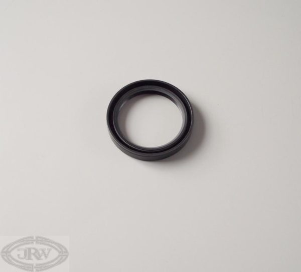 P4 front crank seal