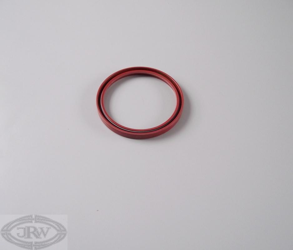 P6 4-cyl rear crank seal 2