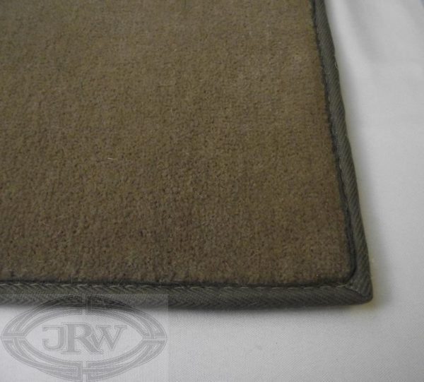 P5B Coupe wool fawn carpet RHD - 1