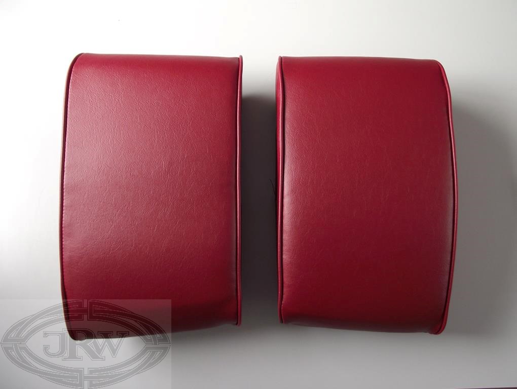 P6 rear headrests red - 1 (Copy)