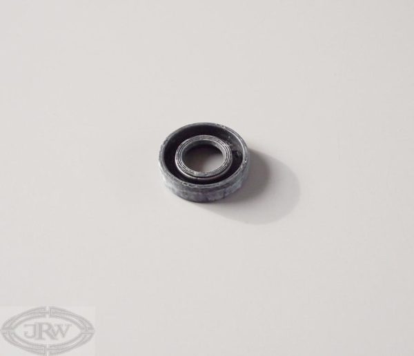 P4 speedo oil seal