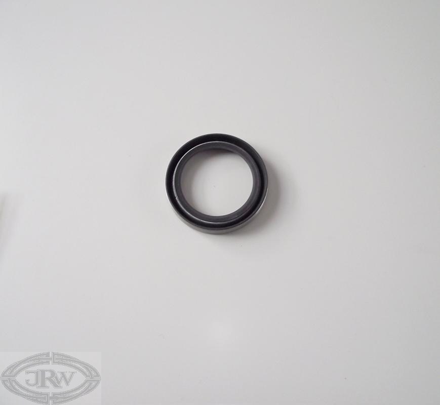 P5 DG g-b front pump seal