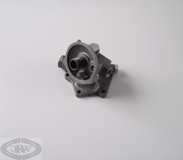 V8 oil pump housing