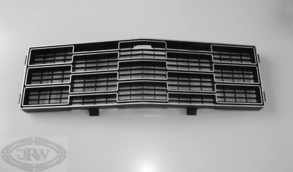 P6 front grille 370893