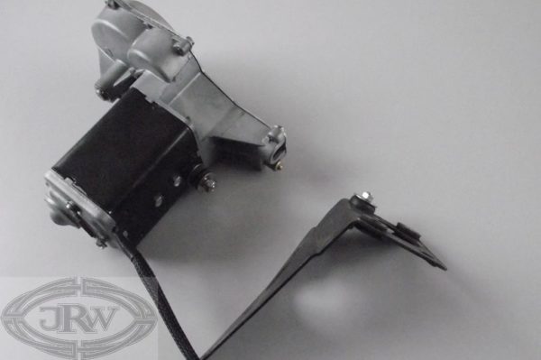 P5B wiper motor and bracket (Copy)