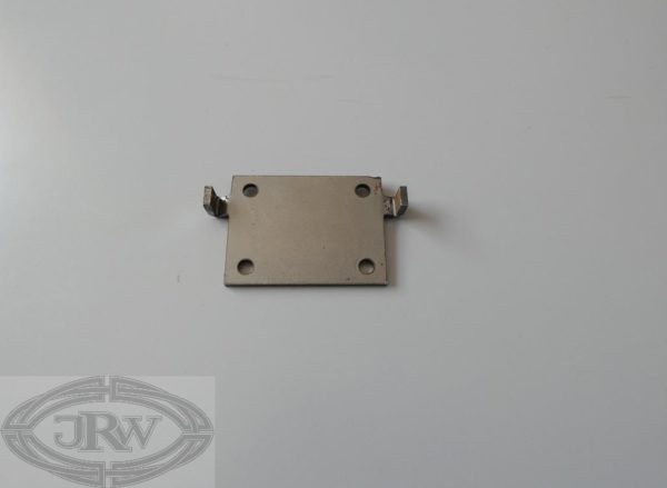 P4 - P5 rear cyl retaining plate - 2