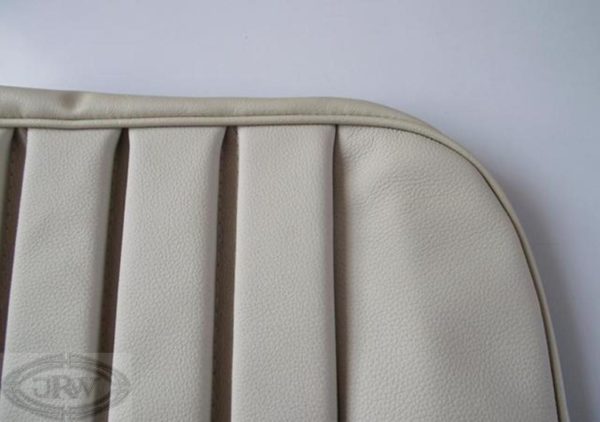 P6 front seat cover boxpleat 3