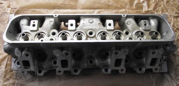 V8 cylinder head - 8 (Copy)