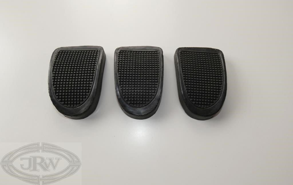 P6 man br pedal rubber set