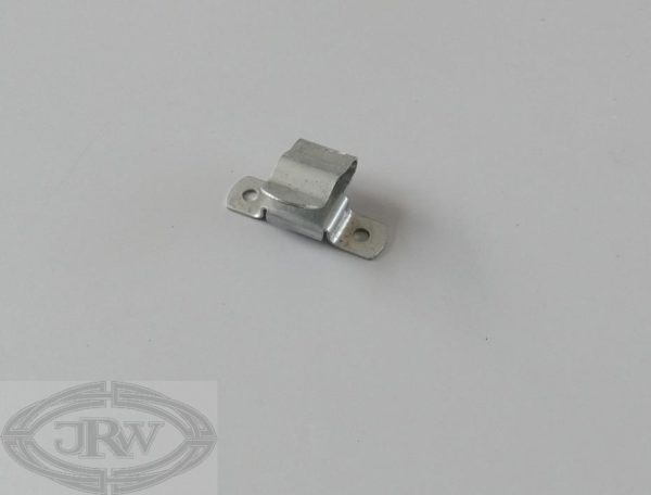 P6 bonnet stay clip 368830